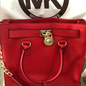 Michael Kors Purses with matching wallets!